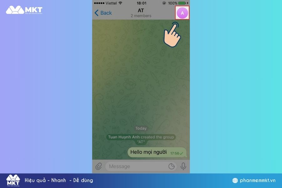 Chọn vào hình đại diện của nhóm đó